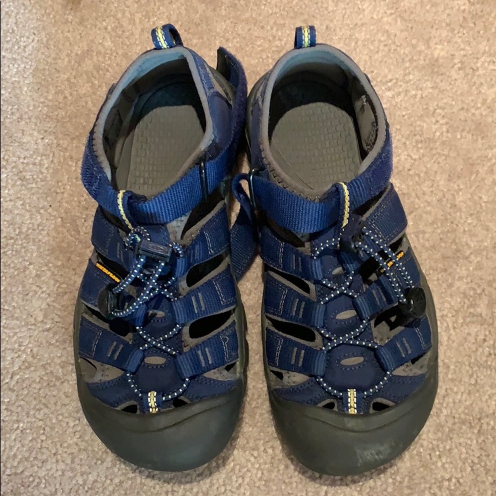 Blue water shoes